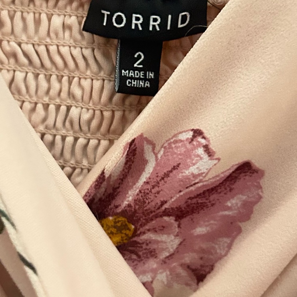 Torrid Blush Pink Floral Chiffon Hi-Lo Dress Plus Size 2X - Picture 8 of 8